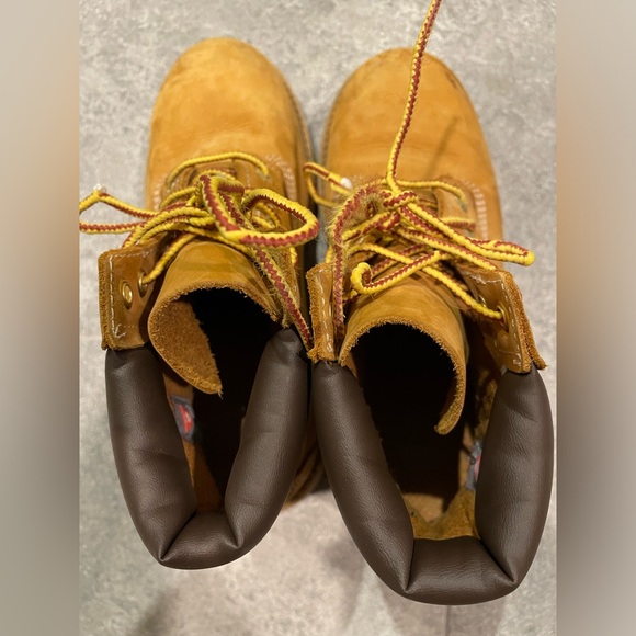 Kids Timberland Boots. Size 3M. (Used & no shoe box. Read description) - Picture 6 of 10